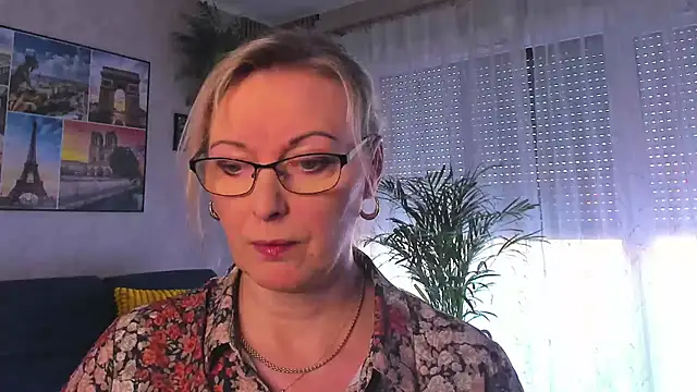 Snapshot of vanessa_chat chatting on March 2026 02:21:02 PM vanessa chat online show from March 2026 02:21:02 PM