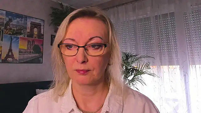 Snapshot of vanessa_chat chatting on March 2026 02:21:02 PM vanessa chat online show from March 2026 02:21:02 PM