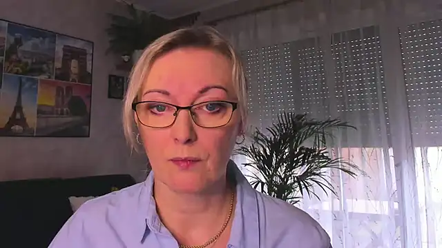 Snapshot of vanessa_chat chatting on March 2026 02:12:02 PM vanessa chat online show from March 2026 02:12:02 PM