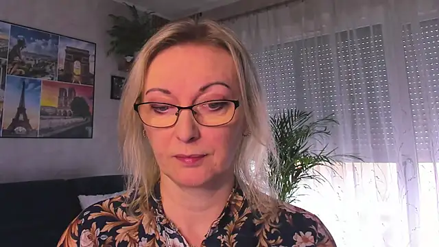 Snapshot of vanessa_chat chatting on March 2026 01:33:01 PM vanessa chat online show from March 2026 01:33:01 PM