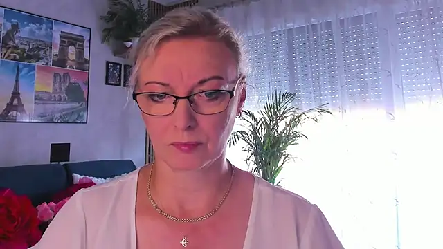 vanessa chat online show from June 2026 01:28:02 PM