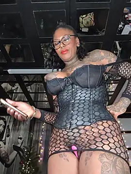 Snapshot of DarkDea chatting on January 2026 04:21:02 PM DarkDea online show from January 2026 04:21:02 PM