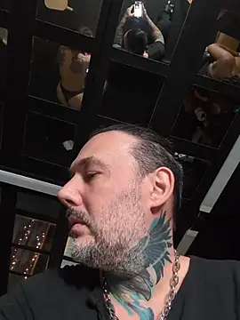 Snapshot of DarkDea chatting on February 2026 11:00:02 AM DarkDea online show from February 2026 11:00:02 AM