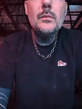 Snapshot of DarkDea chatting on April 2026 08:39:01 PM DarkDea online show from April 2026 08:39:01 PM