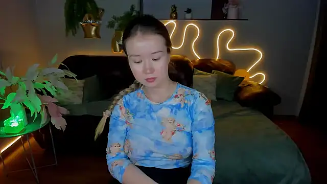 Snapshot of PollyOcean chatting on December 2024 02:16:02 PM PollyOcean online show from December 2024 02:16:02 PM