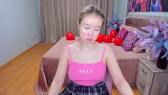 Snapshot of PollyOcean chatting on February 2025 10:51:02 AM PollyOcean online show from February 2025 10:51:02 AM