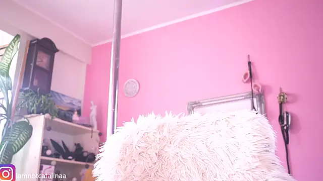 Snapshot of YourBabyPearl chatting on January 2025 12:49:01 PM YourBabyPearl online show from January 2025 12:49:01 PM