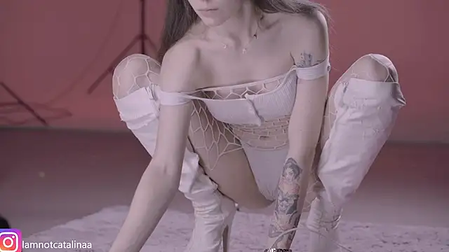 Snapshot of YourBabyPearl chatting on November 2025 04:40:01 PM YourBabyPearl online show from November 2025 04:40:01 PM