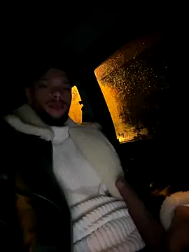 Lionayowe online show from October 2025 12:01:02 AM