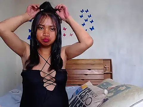 Snapshot of Princess_Ariahsquirty chatting on November 2025 07:19:02 AM Princess Ariahsquirty online show from November 2025 07:19:02 AM