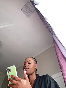 LuciousLips96 online show from June 2026 10:09:01 AM