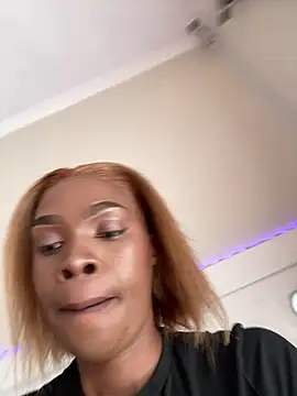 LuciousLips96 online show from June 2026 09:41:02 AM