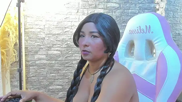 paola ih online show from May 2026 06:24:01 PM