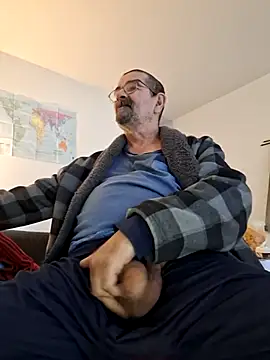 Snapshot of silvio-aus-luzern-CH chatting on February 2025 08:33:02 AM silvio-aus-luzern-CH online show from February 2025 08:33:02 AM