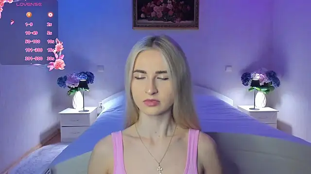 AnnaCarrera online show from April 2026 09:02:02 PM