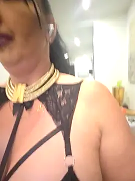 Snapshot of TiffanyRoxx chatting on February 2026 07:18:01 PM TiffanyRoxx online show from February 2026 07:18:01 PM