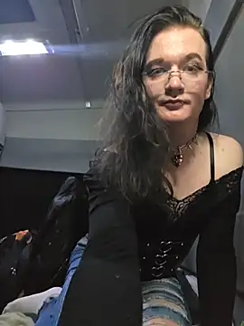 Snapshot of HotysimeHot1 chatting on October 2025 10:00:02 PM HotysimeHot1 online show from October 2025 10:00:02 PM