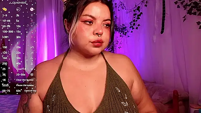 Snapshot of Satyn_doll chatting on January 2025 12:16:02 AM Satyn doll online show from January 2025 12:16:02 AM