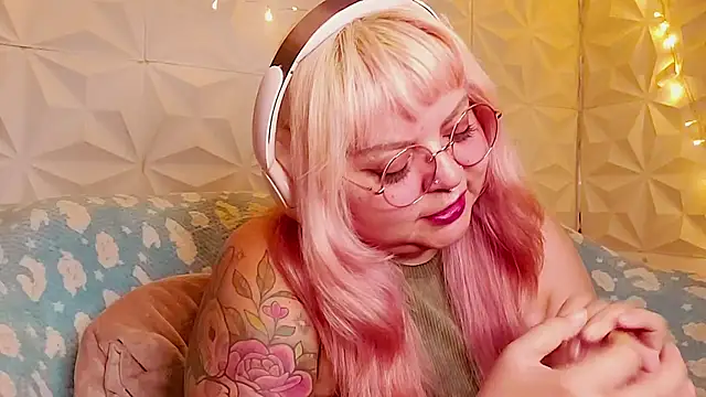 Satyn doll online show from June 2026 11:35:02 PM