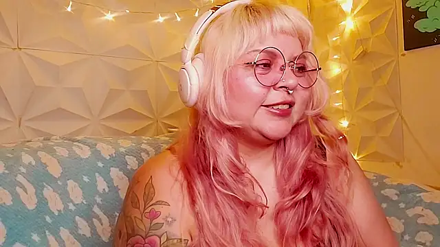 Satyn doll online show from June 2026 12:02:02 AM