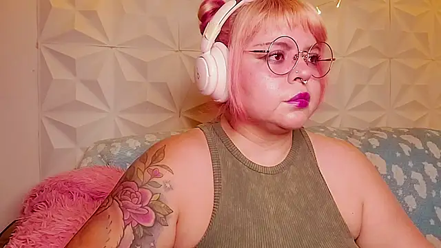 Satyn doll online show from June 2026 10:47:01 PM