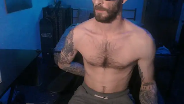 SexxxyLouis online show from January 2025 09:00:02 PM