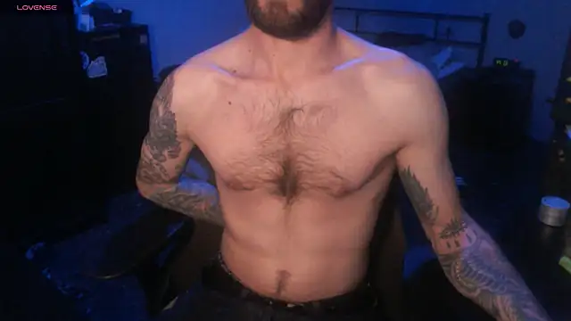 Snapshot of SexxxyLouis chatting on October 2025 08:53:02 PM SexxxyLouis online show from October 2025 08:53:02 PM