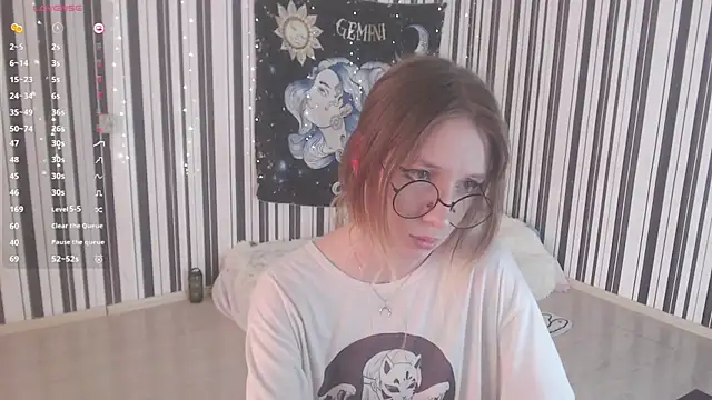 Snapshot of _Hanna_Moon_ chatting on September 2025 11:21:02 AM Hanna Moon online show from September 2025 11:21:02 AM
