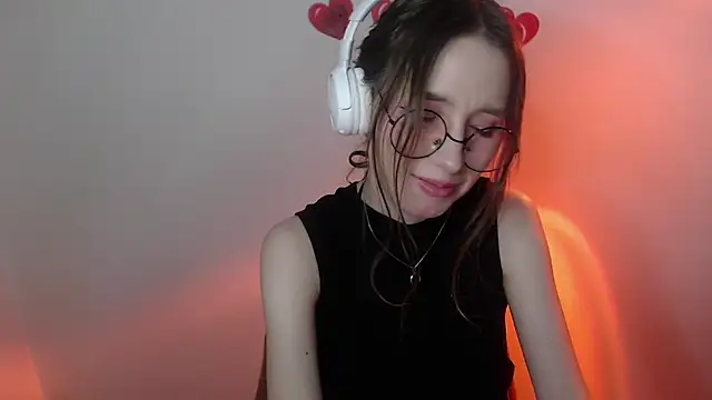  Hanna Moon  online show from April 2026 10:43:02 AM