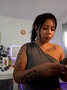 little susie online show from October 2025 08:23:02 AM