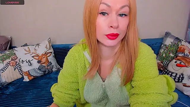 EllenMoore online show from December 2025 03:12:01 AM