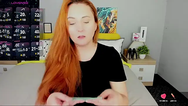 Snapshot of BabeLessi chatting on January 2025 02:38:01 AM BabeLessi online show from January 2025 02:38:01 AM