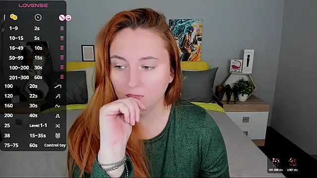 BabeLessi online show from April 2026 03:32:01 PM