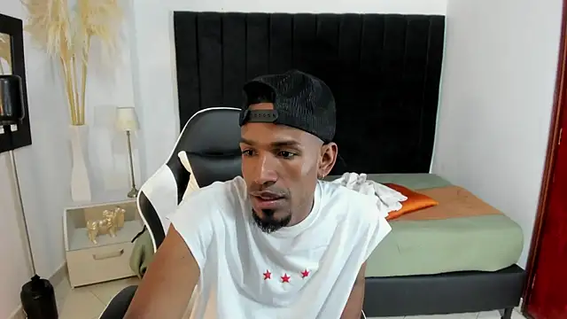 anhtony wayans online show from November 2025 12:55:02 AM