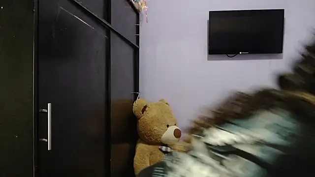 Snapshot of ANGELIQUE_KLANE chatting on January 2025 04:37:02 AM ANGELIQUE KLANE online show from January 2025 04:37:02 AM