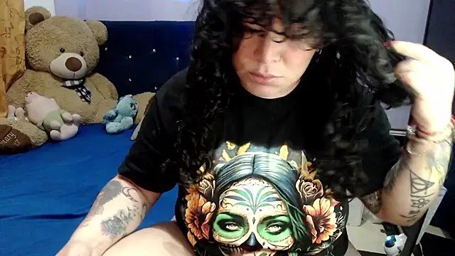 Snapshot of ANGELIQUE_KLANE chatting on November 2025 05:51:01 AM ANGELIQUE KLANE online show from November 2025 05:51:01 AM