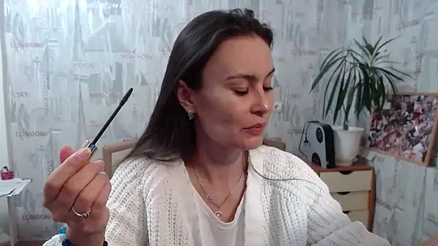 GinaQSoul online show from September 2025 03:13:01 PM