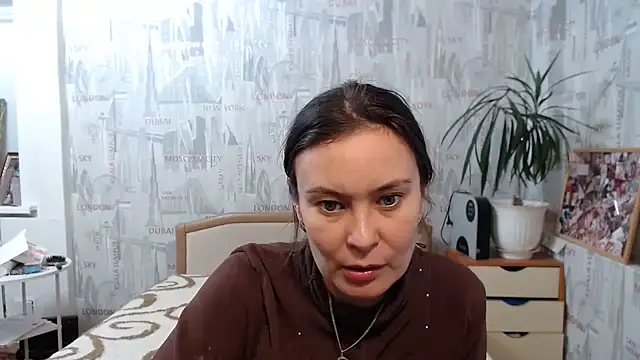 GinaQSoul online show from October 2025 11:40:01 AM