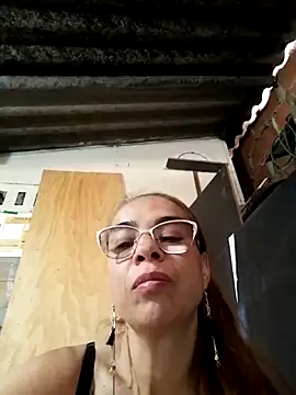 mari657 online show from May 2026 07:30:02 PM