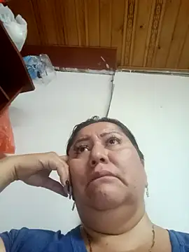 Brenda Berck  online show from April 2026 12:58:01 PM