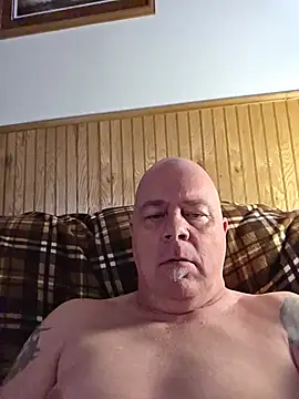 Snapshot of horny4you1 chatting on July 2026 06:05:01 PM horny4you1 online show from July 2026 06:05:01 PM