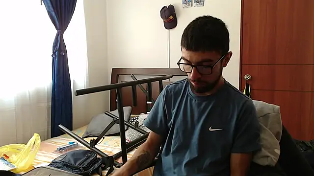 fvckolombianguyy online show from February 2025 05:48:02 PM