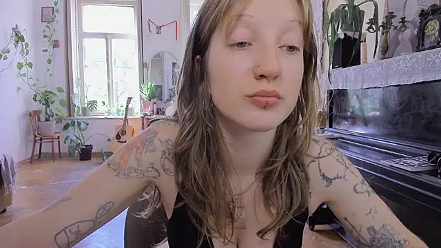 Snapshot of Miranda2_0 chatting on February 2026 09:50:02 AM Miranda2 0 online show from February 2026 09:50:02 AM