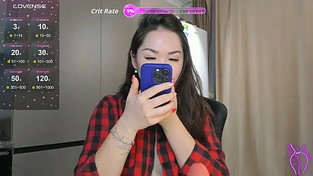 azure moon2 online show from February 2026 07:21:02 PM