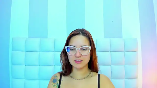 Snapshot of teresasroom_ chatting on April 2026 02:05:02 AM teresasroom online show from April 2026 02:05:02 AM