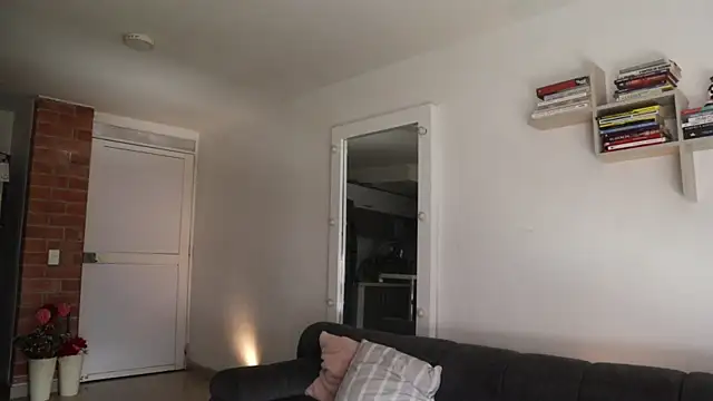  Vahos  online show from May 2026 05:18:01 PM