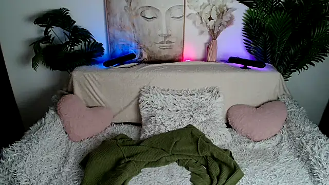 Snapshot of SEXY-GODDESabrina chatting on December 2024 12:39:01 AM SEXY-GODDESabrina online show from December 2024 12:39:01 AM