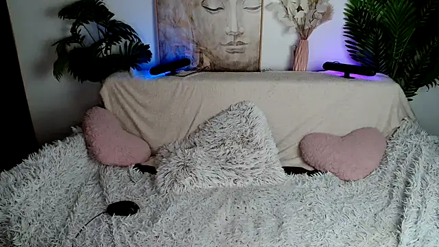 Snapshot of SEXY-GODDESabrina chatting on December 2024 02:09:01 AM SEXY-GODDESabrina online show from December 2024 02:09:01 AM