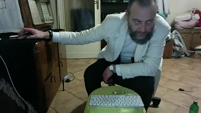 SsdobermannsS online show from April 2026 02:15:01 AM