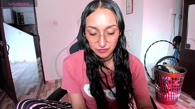 adrena 10 online show from April 2026 09:52:01 PM
